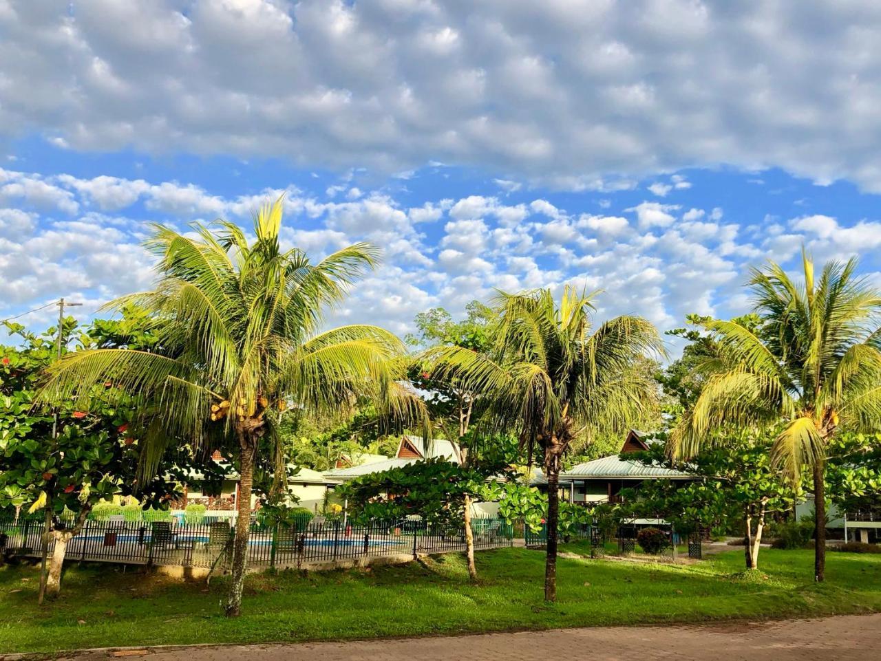 Overbridge River Resort Paramaribo Exterior foto